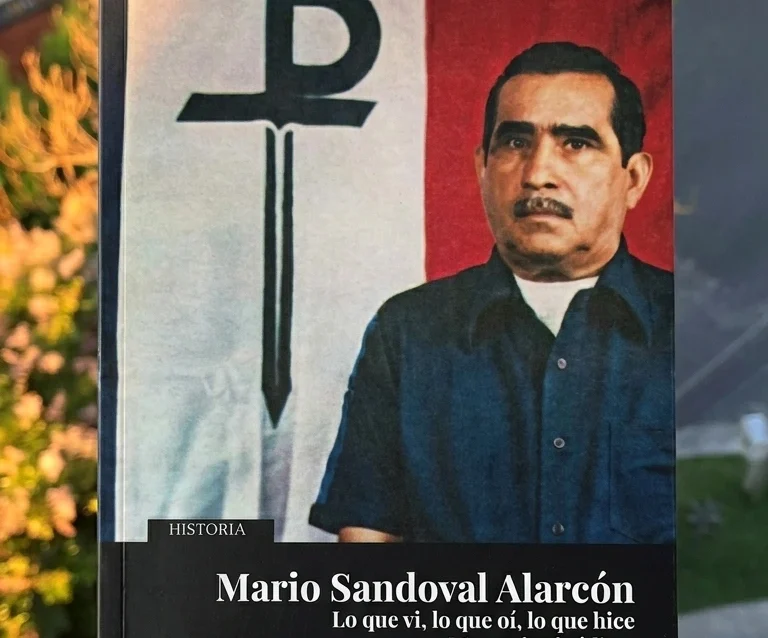 mario-sandoval-alarcon-editorial-set-guatemala-3